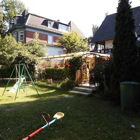Ferienwohnung Im Grunen Daire Leipzig